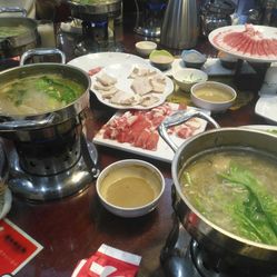 最新铁饭碗揭秘，小巷美食秘境的诱人魅力