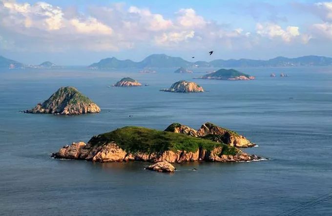 嵊泗台风最新动态，探索自然美景之旅，寻求内心宁静的挑战
